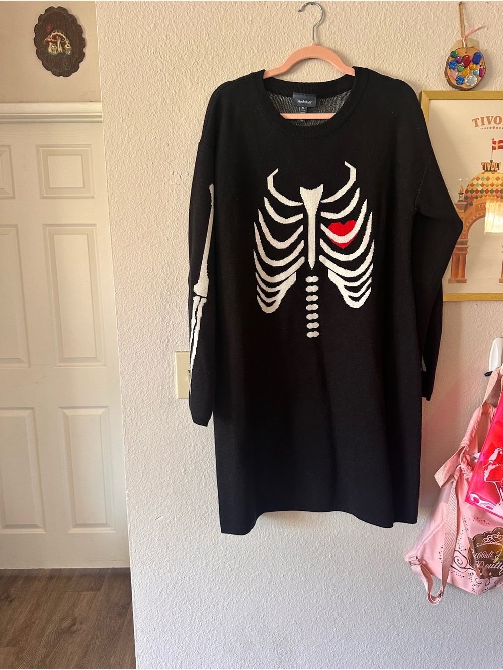 Modcloth Skeleton Heart Sweater XL EUC - Picture 3 of 6